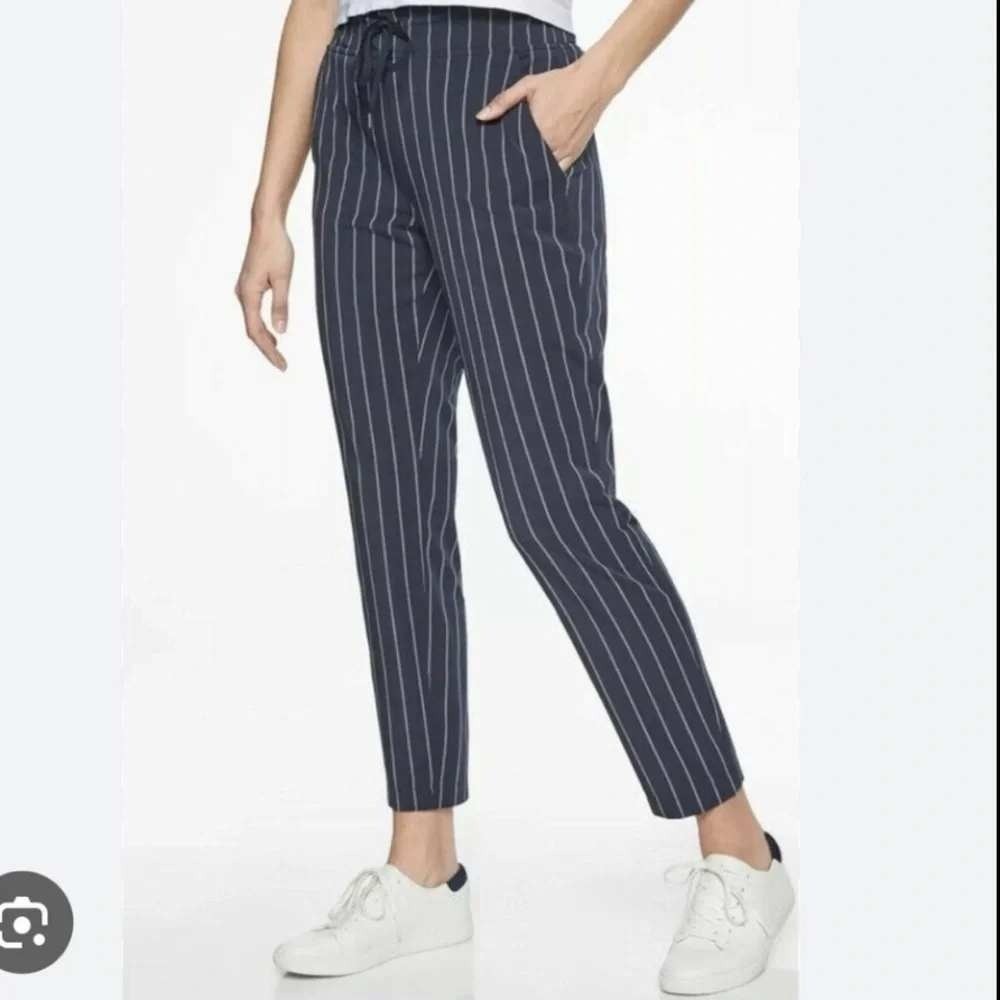 Athleta  Stripe Midtown Ankle Pants Navy Blue 4 Pockets Office Stretchy Waist